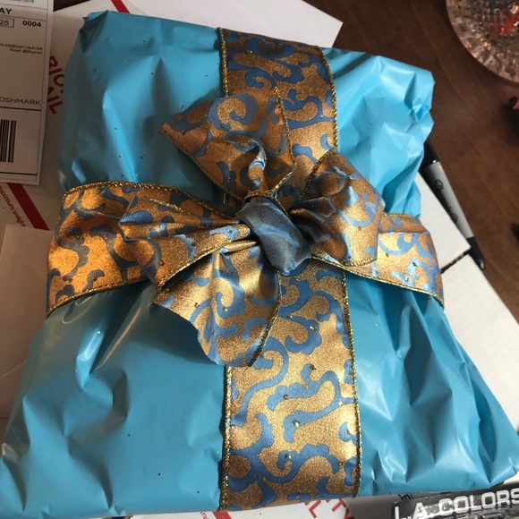 Gift wrap - Picture 11 of 12